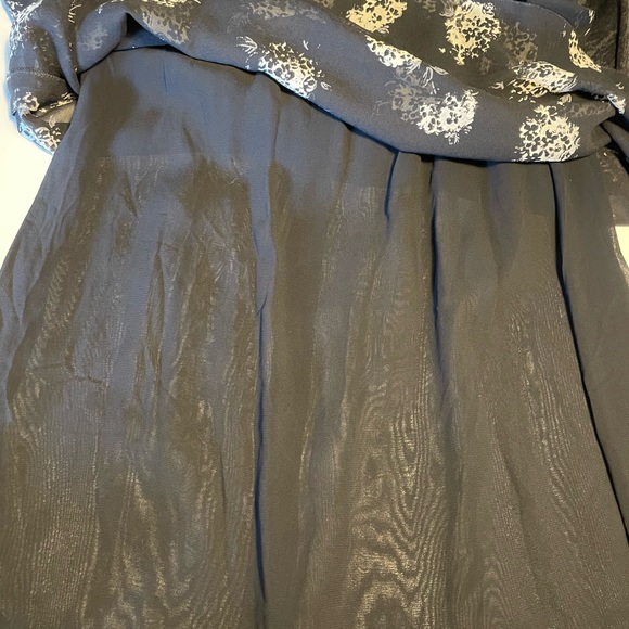 AMULETI woman’s dress. Size 6 - Picture 12 of 14